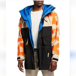 This is the Burberry Logo Appliqué Color-block Hooded Parka.